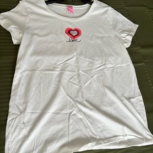 Women’s short sleeve tshirt